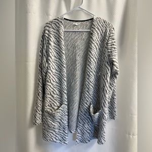 Maurice’s 0x zebra cardigan black and white